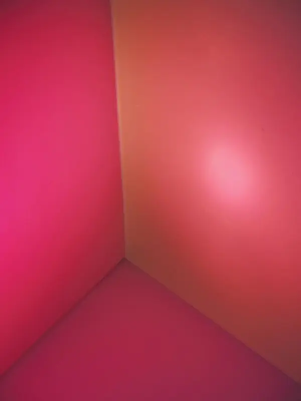 Dichrofiltr 165 x 132 mm, mléčný, červený Levný