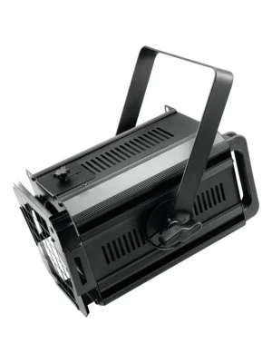 Levný Eurolite Theatre 300/500, fresnel