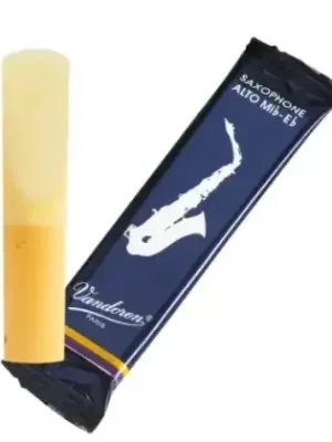 Sezónní Sleva Plátek pro alt saxofon Vandoren AS 2,5 Eb