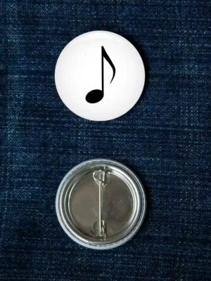 Placka 37mm (odznak) - bílá - NOTA Nová Kolekce